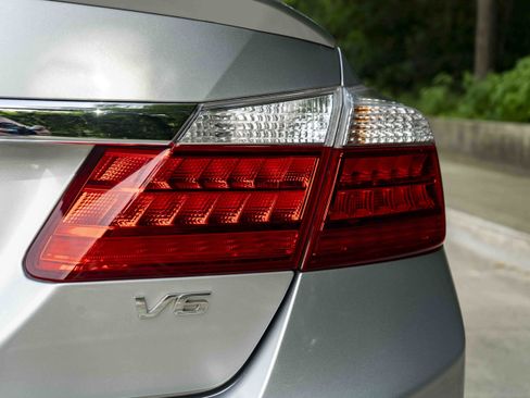 Used 2015 Honda Accord EX-L image 13