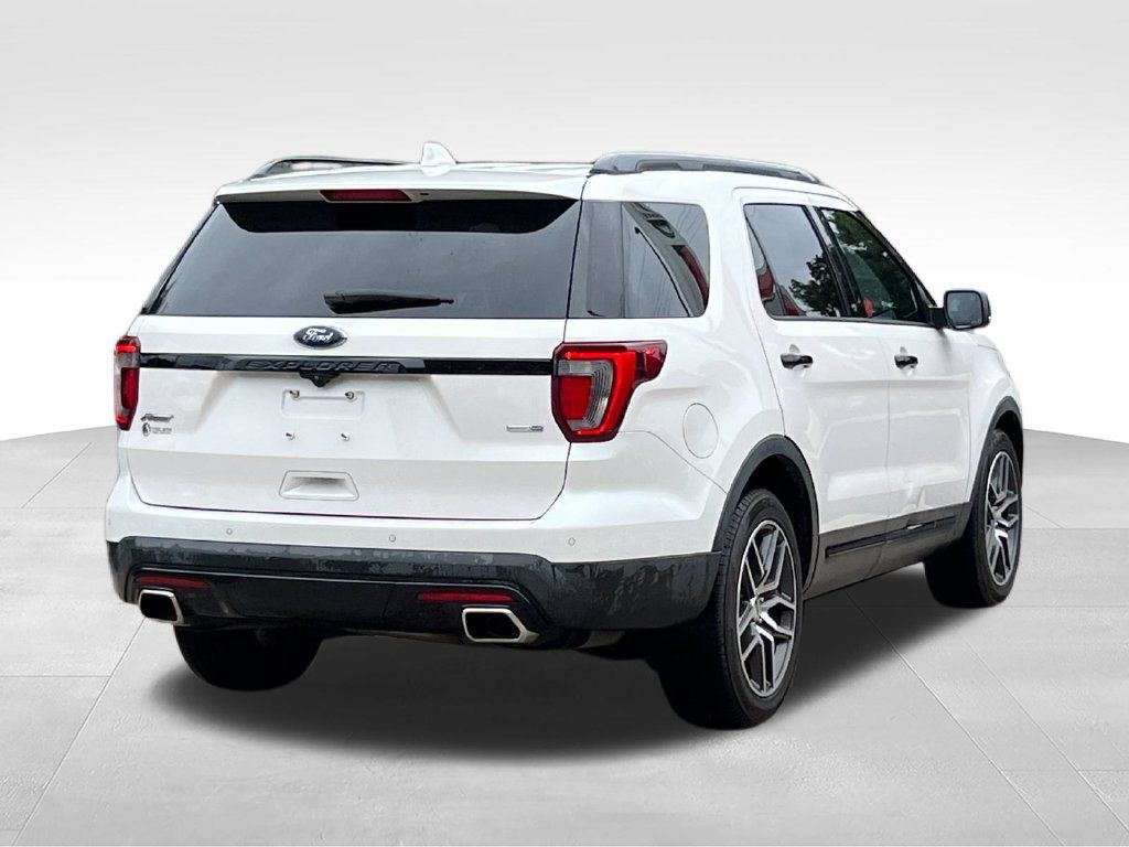 Used 2017 Ford Explorer Sport w/ Equipment Group 401A AWD/4WD image 5