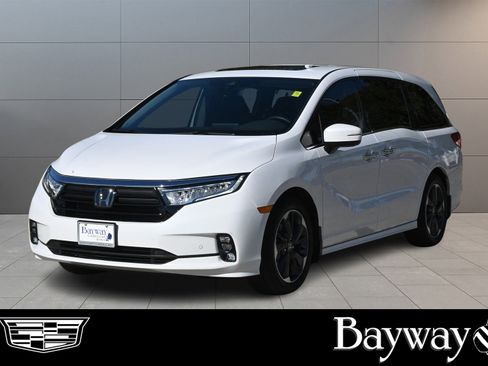 Used 2024 Honda Odyssey Elite image 1