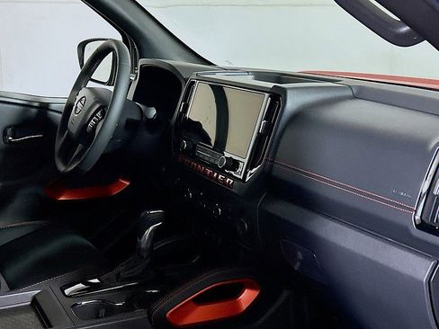 New 2025 Nissan Frontier PRO-4X image 26