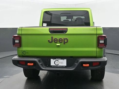 Used 2025 Jeep Gladiator Mojave w/ Safety Group AWD/4WD image 5