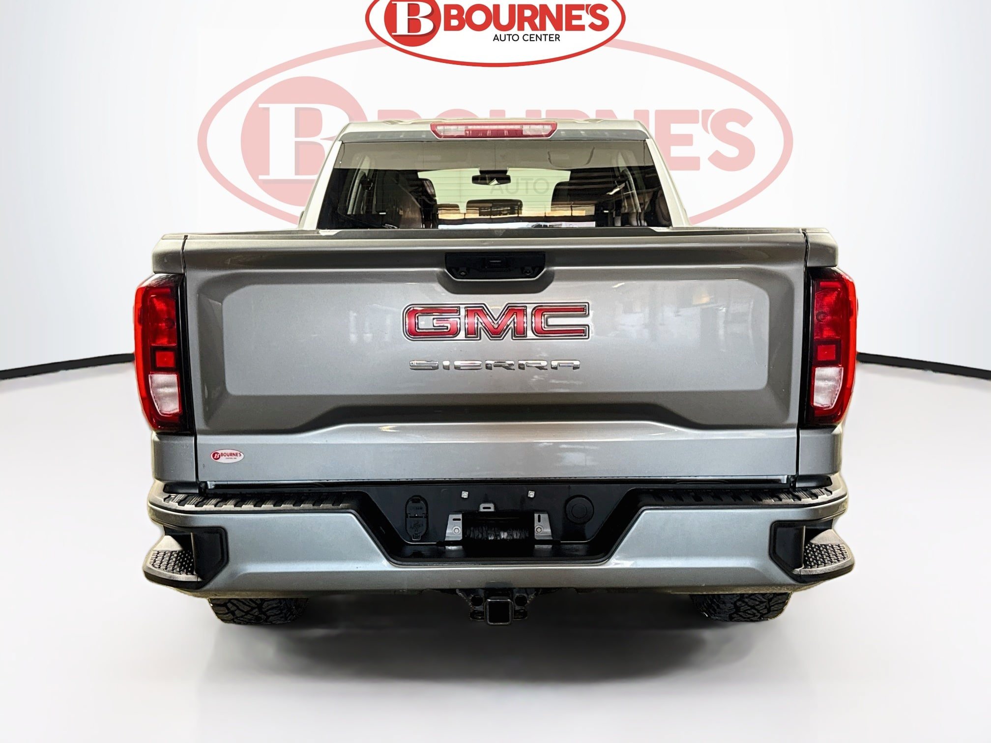 Used 2023 GMC Sierra 1500 Pro w/ Graphite Edition AWD/4WD image 8