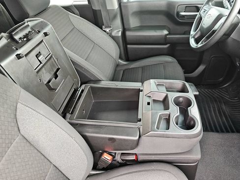 Used 2023 Chevrolet Silverado 1500 Custom Trail Boss w/ LPO, Dark Essentials Package AWD/4WD image 12