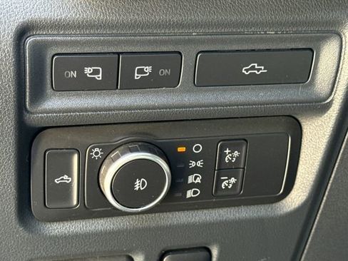 Used 2021 Ford F150 Lariat w/ Equipment Group 502A High image 21