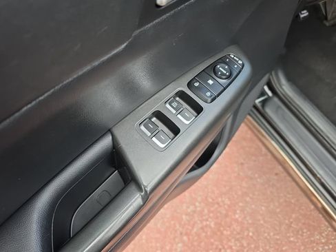 Used 2021 Kia Sportage S AWD/4WD image 11