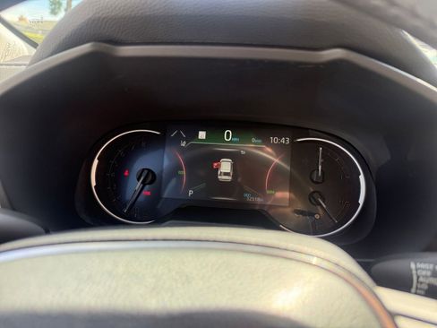 Used 2025 Toyota RAV4 XLE w/ Weather Package image 36