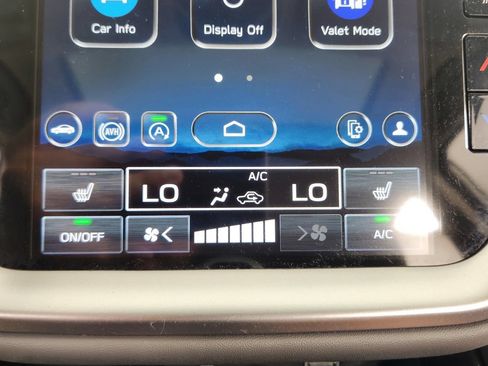 Used 2025 Subaru Outback Onyx Edition XT AWD/4WD image 32
