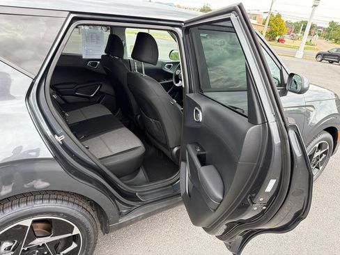 Used 2024 Kia Soul EX FWD image 18