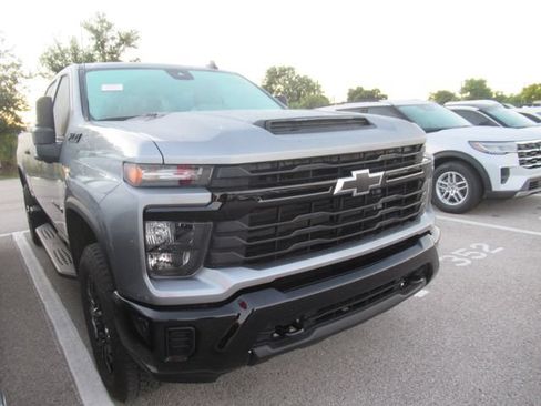 Used 2025 Chevrolet Silverado 2500 Custom w/ Custom Blackout Package AWD/4WD image 1