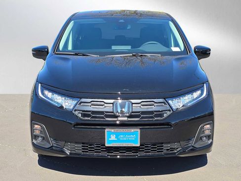 New 2026 Honda Odyssey EX-L image 8