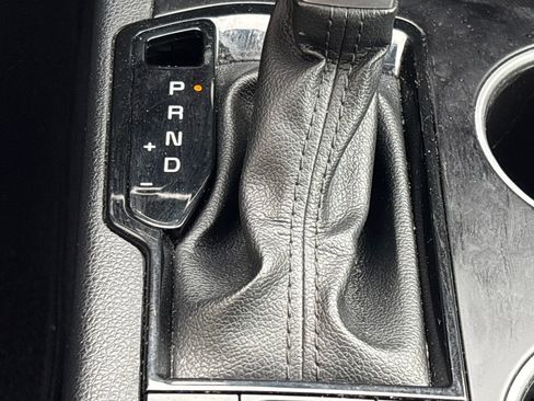 Used 2023 Kia K5 LXS image 13