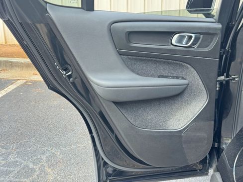 Used 2022 Volvo C40 P8 Recharge Ultimate AWD/4WD image 44
