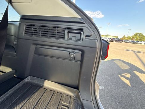 Used 2025 MAZDA CX-90 3.3 Turbo w/ Preferred Package AWD/4WD image 12