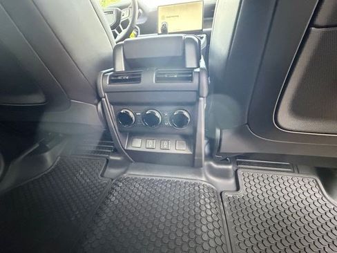 New 2026 Land Rover Defender 110 OCTA AWD/4WD image 17