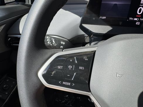 Used 2023 Volkswagen ID.4 Pro S Plus image 28