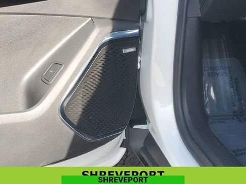 Certified 2026 GMC Acadia Elevation w/ Elevation Premium Package image 24