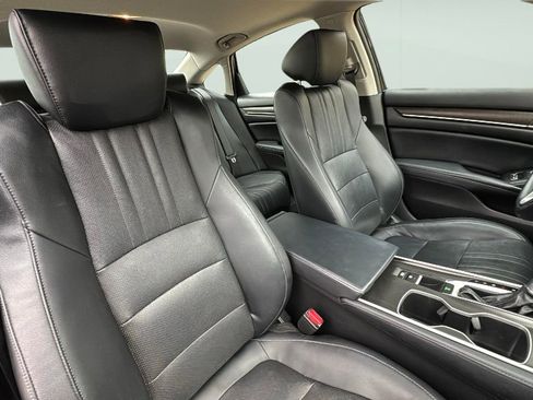 Used 2018 Honda Accord EX-L image 19