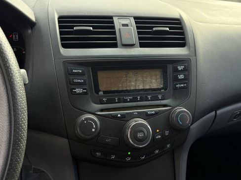Used 2004 Honda Accord LX image 8