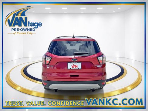 Used 2018 Ford Escape Titanium AWD/4WD image 7