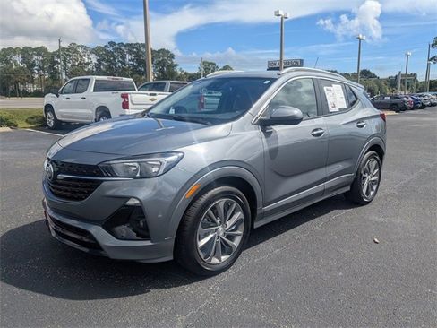Used 2022 Buick Encore GX Select w/ Sport Touring Package image 7