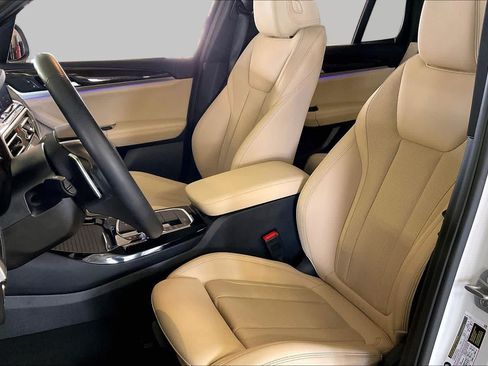 Used 2024 BMW X3 sDrive30i w/ Premium Package RWD image 6