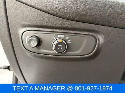 Used 2024 Chevrolet Equinox LT AWD/4WD image 21