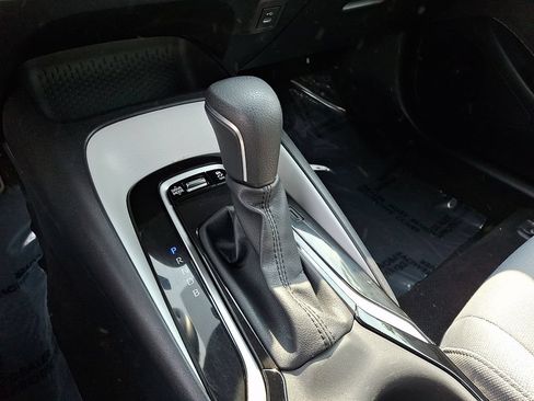 Used 2025 Toyota Corolla SE FWD image 17