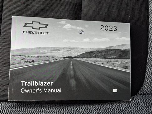 Certified 2023 Chevrolet TrailBlazer LT w/ Convenience Package AWD/4WD image 26