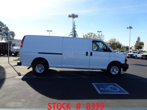 Used 2023 Chevrolet Express 2500 Extended w/ Driver Convenience Package image 9