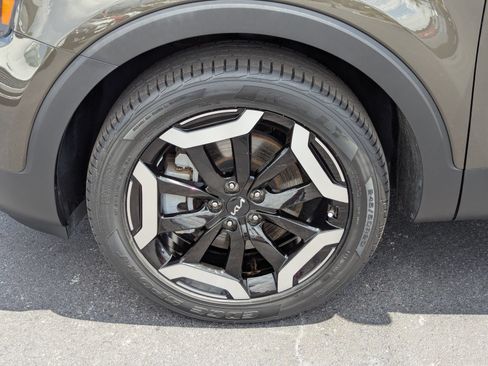 Used 2024 Kia Telluride S w/ S Sunroof Package FWD image 40