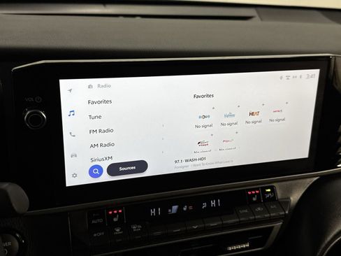 Used 2025 Toyota Camry XSE image 22