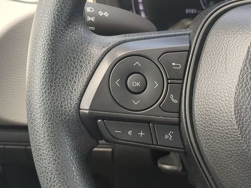 Used 2026 Toyota Corolla LE FWD image 27