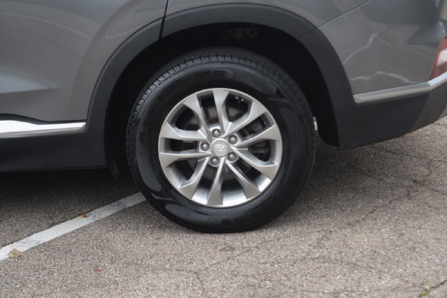 Used 2019 Hyundai Santa Fe SE AWD/4WD image 27