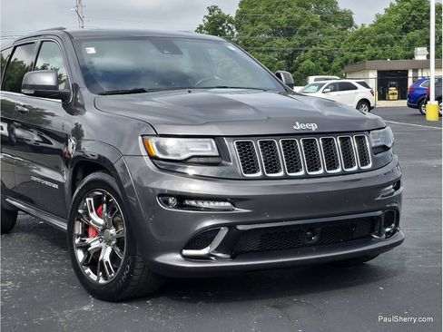 Used 2015 Jeep Grand Cherokee SRT AWD/4WD image 7