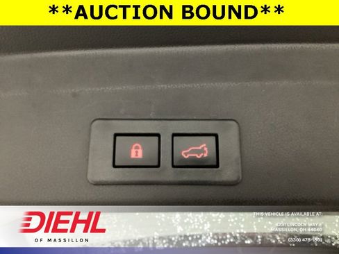 Used 2023 Subaru Ascent Onyx Edition image 9