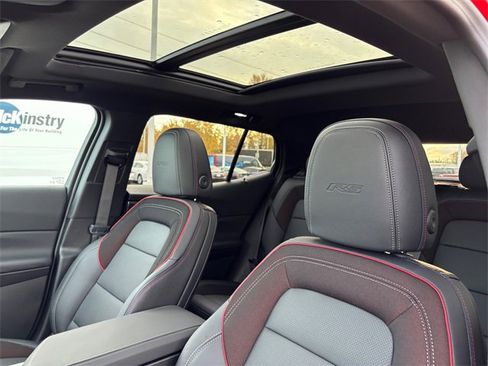 New 2026 Chevrolet Equinox EV RS image 32