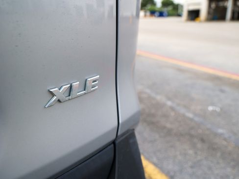 Used 2022 Toyota RAV4 XLE w/ Convenience Package FWD image 41