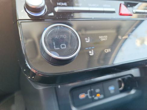 New 2026 Hyundai Tucson Limited AWD/4WD image 16