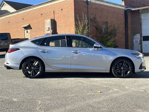 Used 2023 Acura Integra A-Spec image 27