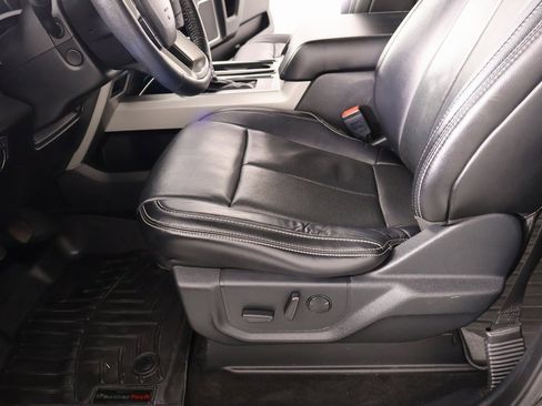 Used 2019 Ford F150 Lariat w/ Equipment Group 502A Luxury image 13