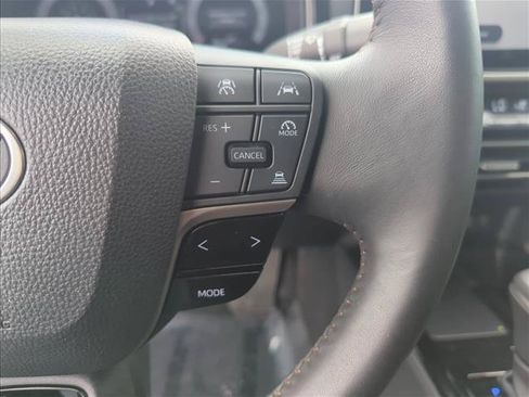 Certified 2025 Toyota Camry XLE FWD image 13