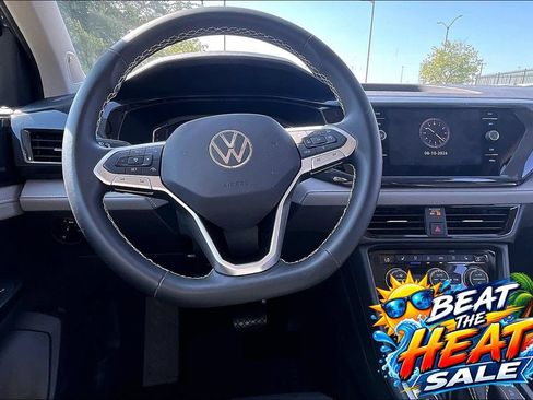 Used 2024 Volkswagen Taos SEL AWD/4WD image 6