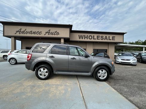 Used 2012 Ford Escape XLT AWD/4WD image 1