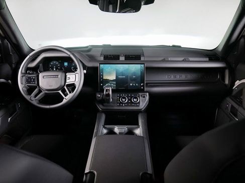 New 2026 Land Rover Defender 110 X-Dynamic SE image 4