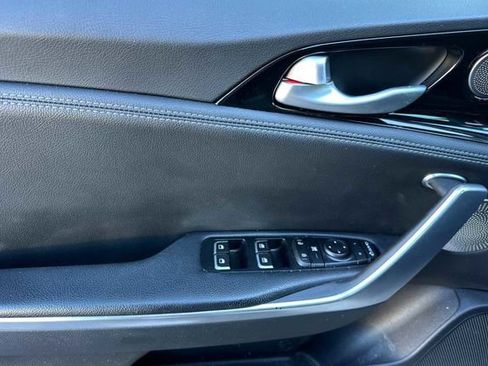 Used 2021 Kia Stinger GT-Line w/ Sun & Sound Package image 10