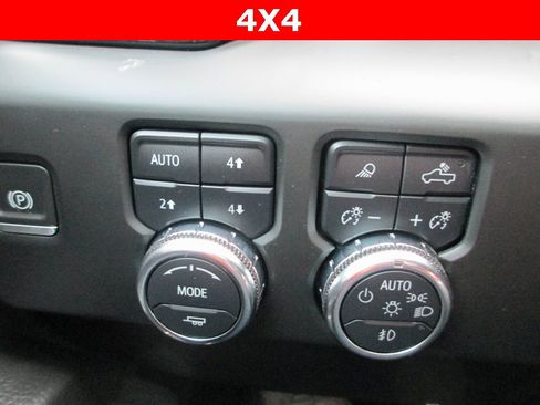 Certified 2024 GMC Sierra 3500 Denali w/ Denali Reserve Package image 28