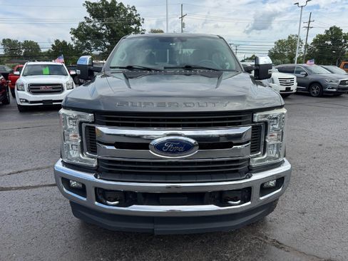 Used 2018 Ford F250 XLT w/ XLT Premium Package AWD/4WD image 8