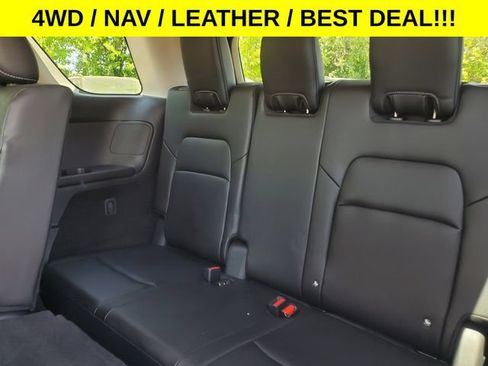 Used 2024 Nissan Pathfinder SL AWD/4WD image 29