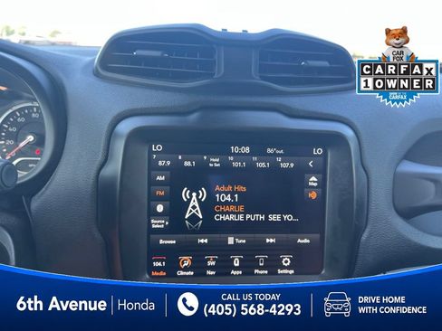 Used 2023 Jeep Renegade Latitude AWD/4WD image 28