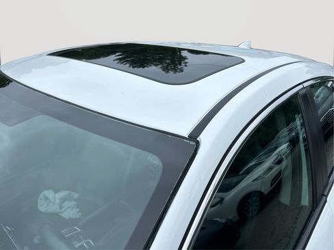 Used 2016 Honda Civic EX-L image 4